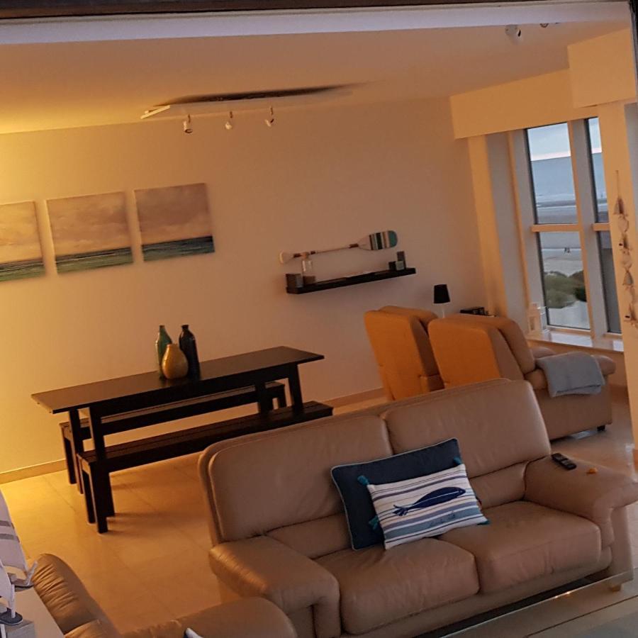 7Th Heaven Seaview Apartment De Panne Exterior photo